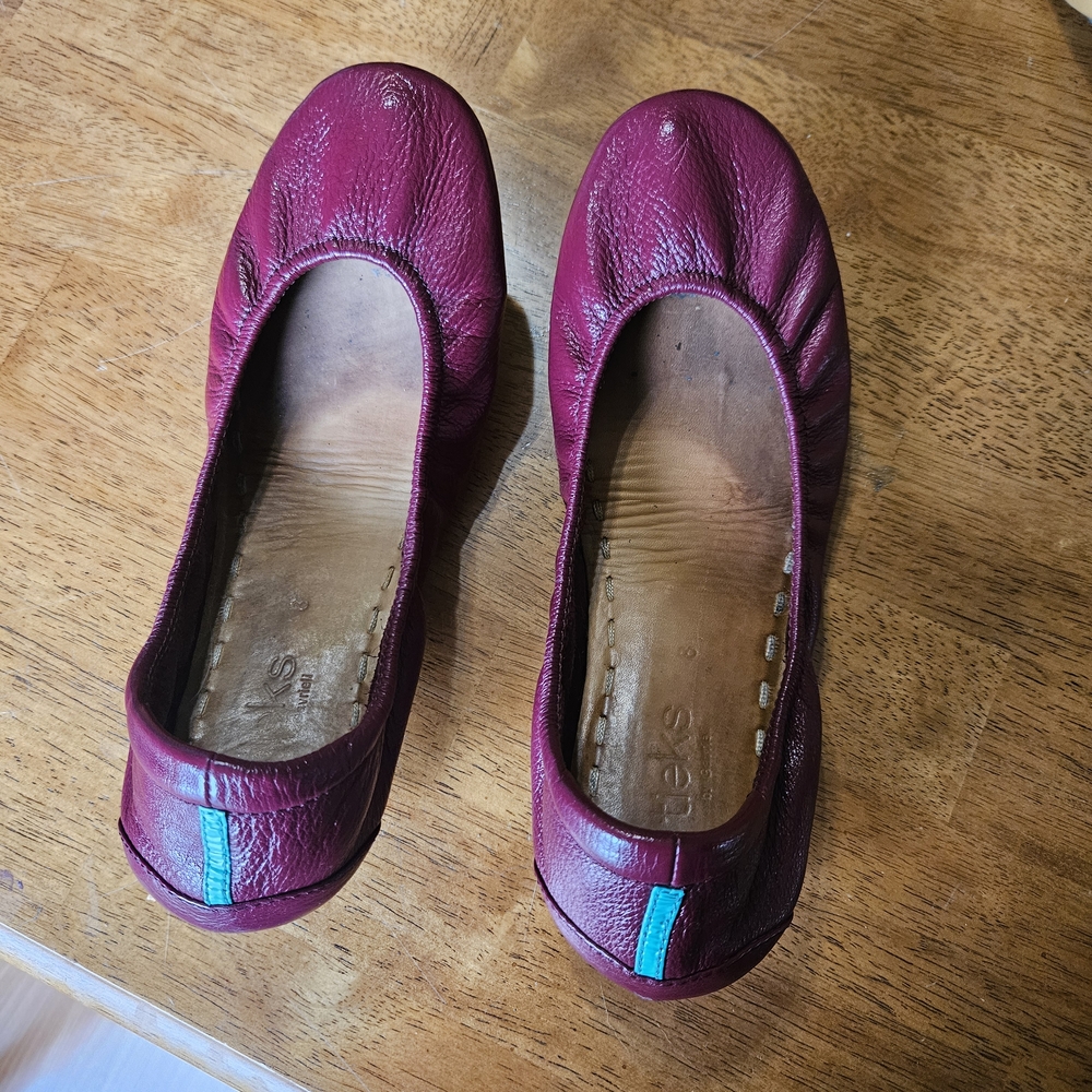 Tieks Burgandy Leather Flats with Teal Accent